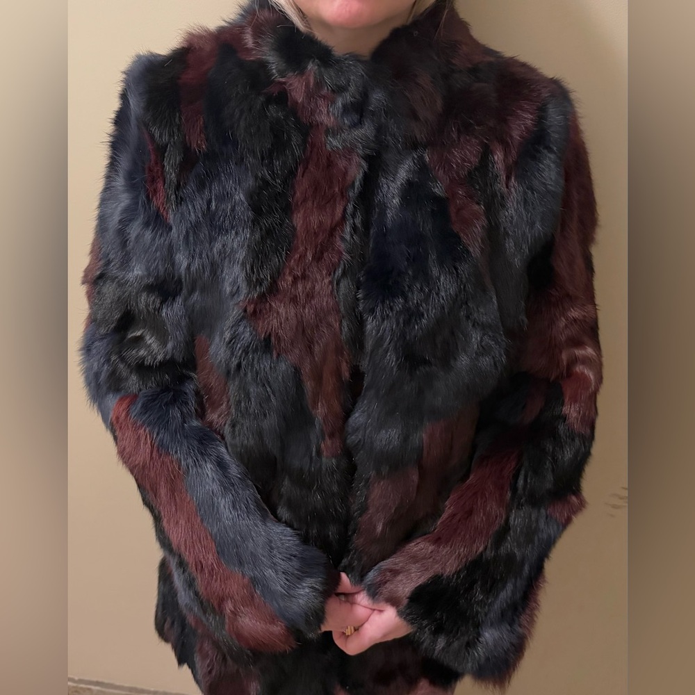 525 America Fur Coat - Picture 4 of 11